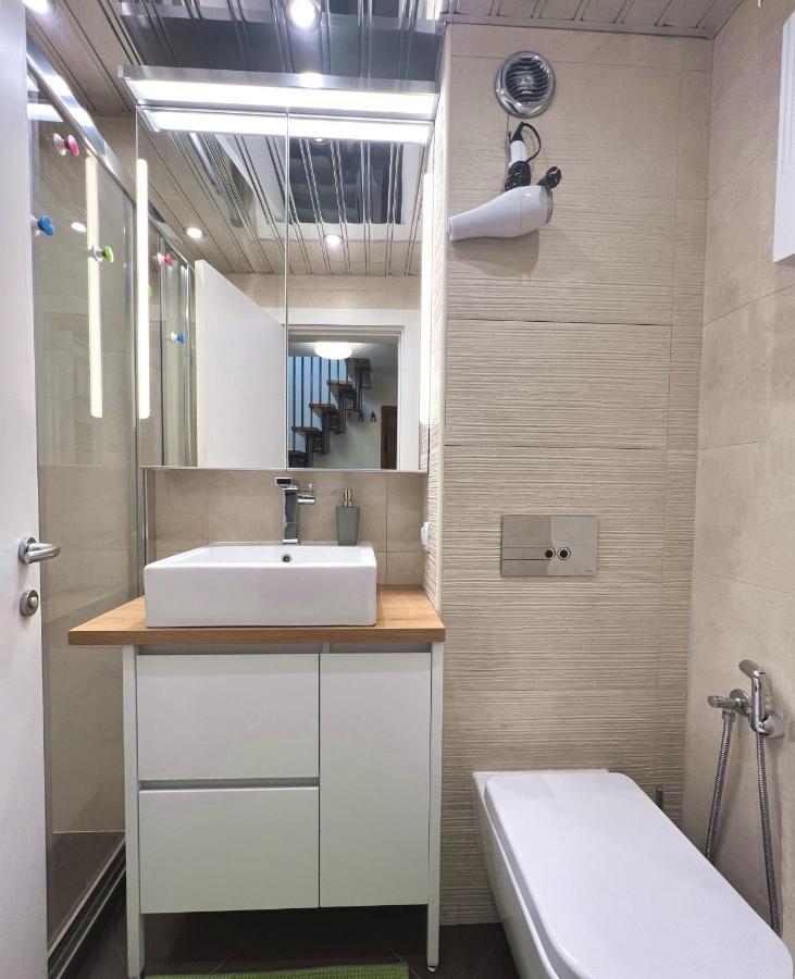 Unique Luxurious Jacuzzi Penthouse Duplex In City Center! 2 Baths! Free Parking! Sofia Zewnętrze zdjęcie