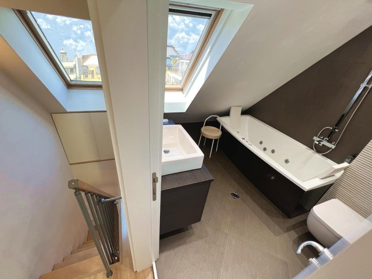 Unique Luxurious Jacuzzi Penthouse Duplex In City Center! 2 Baths! Free Parking! Sofia Zewnętrze zdjęcie