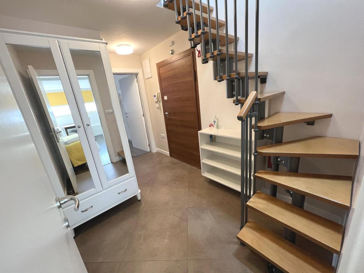 Unique Luxurious Jacuzzi Penthouse Duplex In City Center! 2 Baths! Free Parking! Sofia Zewnętrze zdjęcie